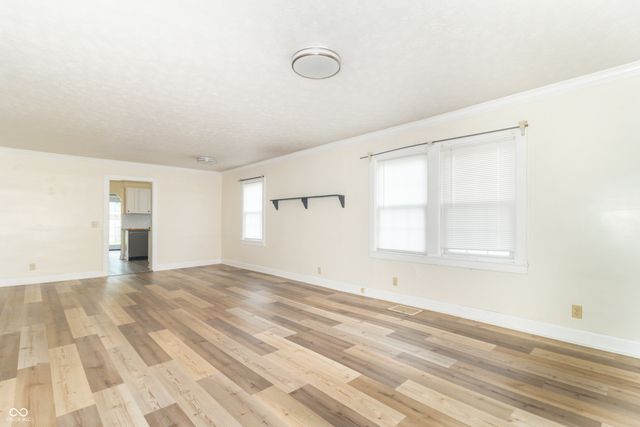 621 Apple Street, Greenfield, IN 46140