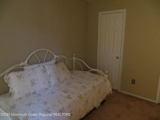 25 Citation Drive, Freehold, NJ 07728
