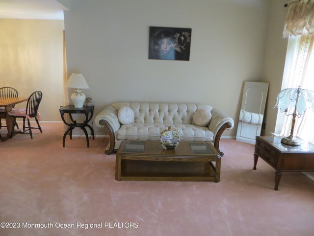 25 Citation Drive, Freehold, NJ 07728
