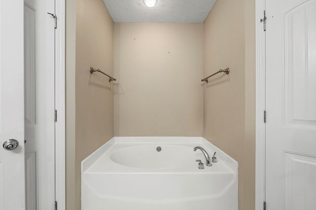 442 Lee Road 2170, Phenix City, AL 36870