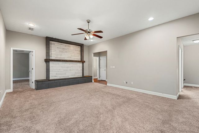 442 Lee Road 2170, Phenix City, AL 36870