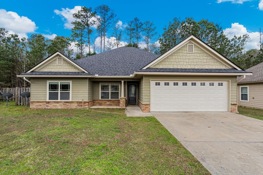 442 Lee Road 2170, Phenix City, AL 36870