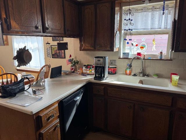 4736 Forest Hills Drive, Noble, OK 73068