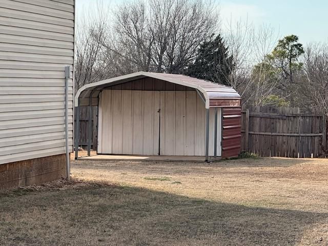 4736 Forest Hills Drive, Noble, OK 73068