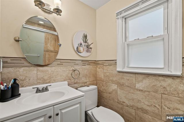180 Hadley Avenue, Clifton, NJ 07011