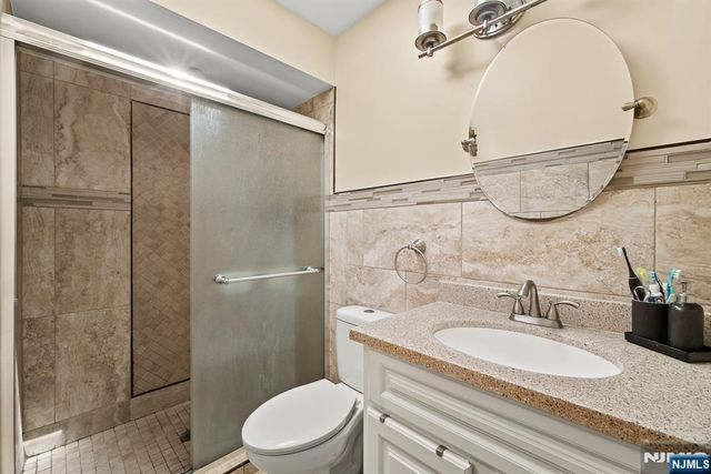 180 Hadley Avenue, Clifton, NJ 07011