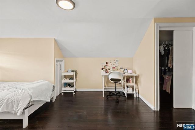 180 Hadley Avenue, Clifton, NJ 07011
