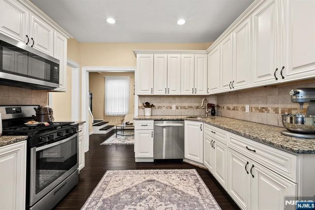 180 Hadley Avenue, Clifton, NJ 07011