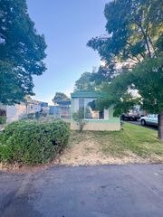 2385 Table Rock Road SPC 71, Medford, OR 97501