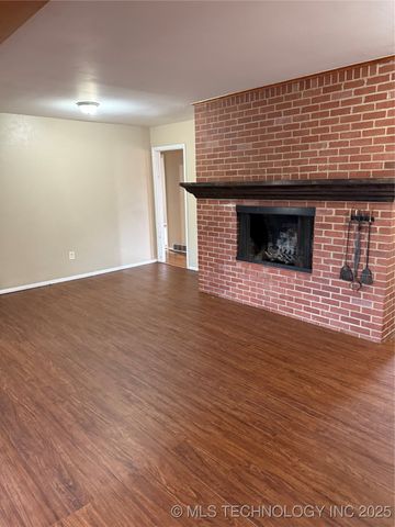 2908 Sheridan Road, Bartlesville, OK 74006