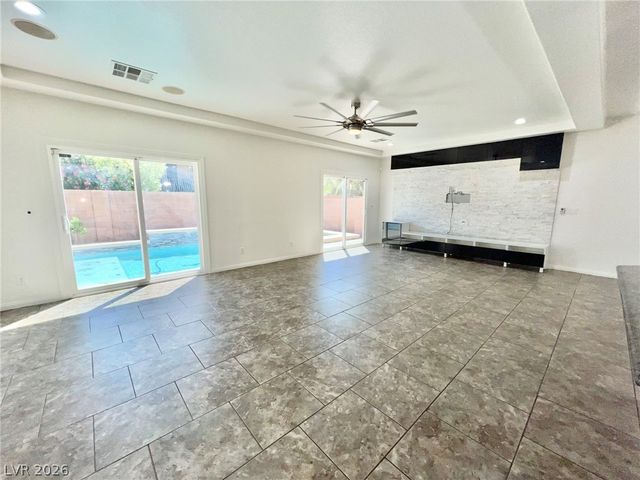 8412 Golden Amber Street, Las Vegas, NV 89139