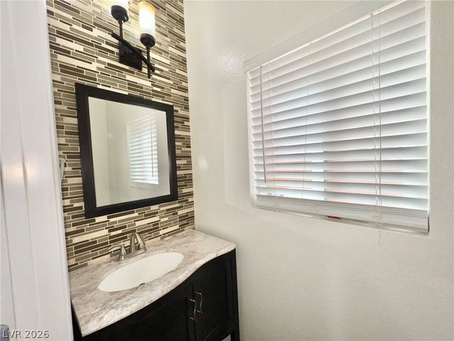 8412 Golden Amber Street, Las Vegas, NV 89139