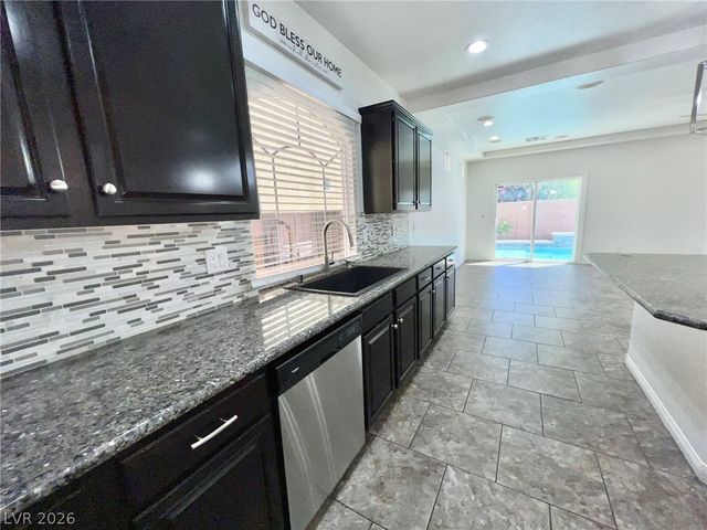 8412 Golden Amber Street, Las Vegas, NV 89139