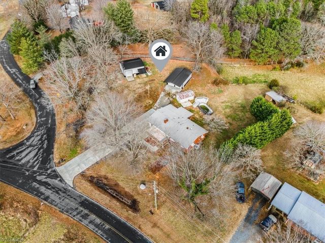 1768 Poole Town Road, Asheboro, NC 27205