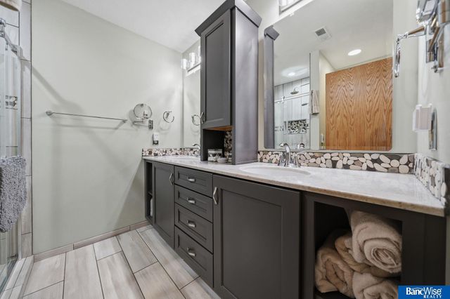 15290 S 120th Street, Bennet, NE 68317