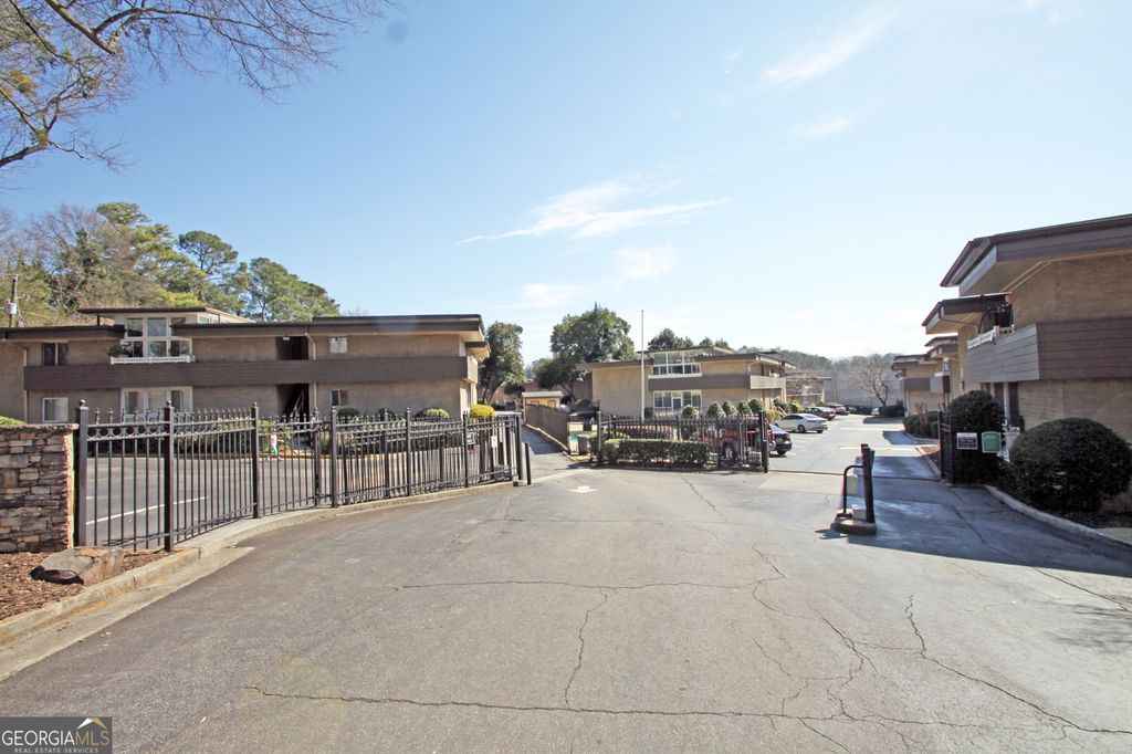 346 Carpenter Drive 7, Atlanta, GA 30328