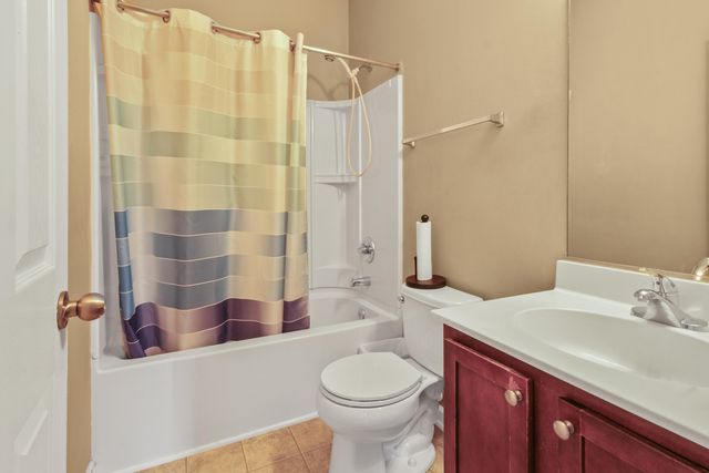 7677 Eagle Lake Road, North Charleston, SC 29418