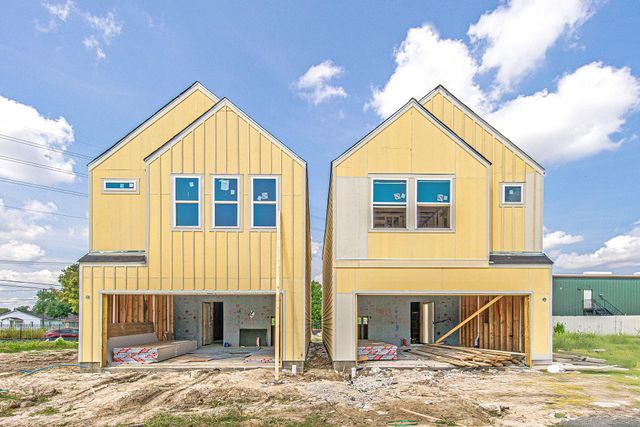 9113 Highland Northern Way Street, Houston, TX 77088