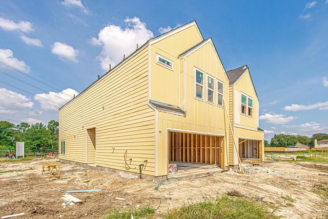 9113 Highland Northern Way Street, Houston, TX 77088