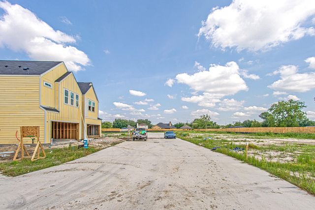 9113 Highland Northern Way Street, Houston, TX 77088