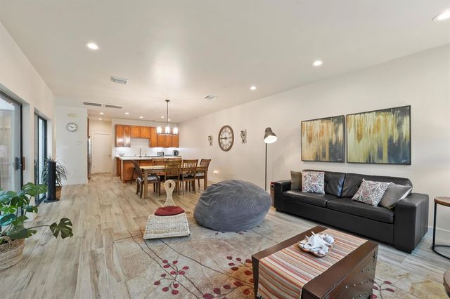 1610 Hadley Street, Houston, TX 77003