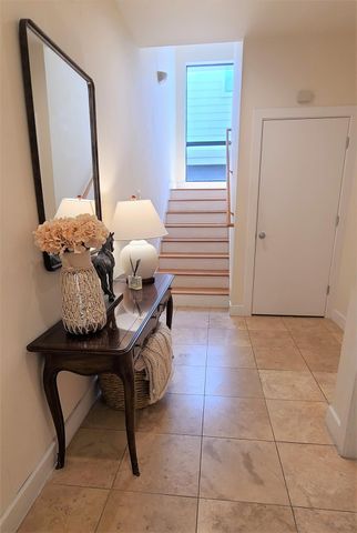 1610 Hadley Street, Houston, TX 77003