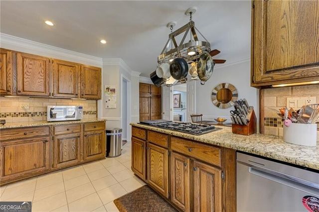 1059 Della Street SE, Marietta, GA 30067