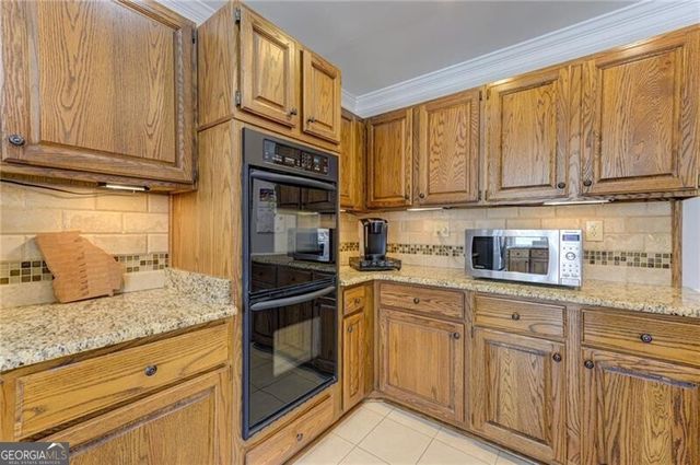 1059 Della Street SE, Marietta, GA 30067