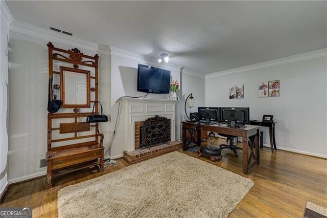 1059 Della Street SE, Marietta, GA 30067