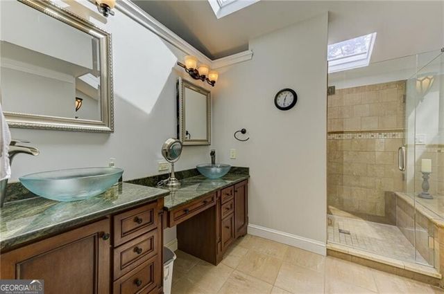 1059 Della Street SE, Marietta, GA 30067