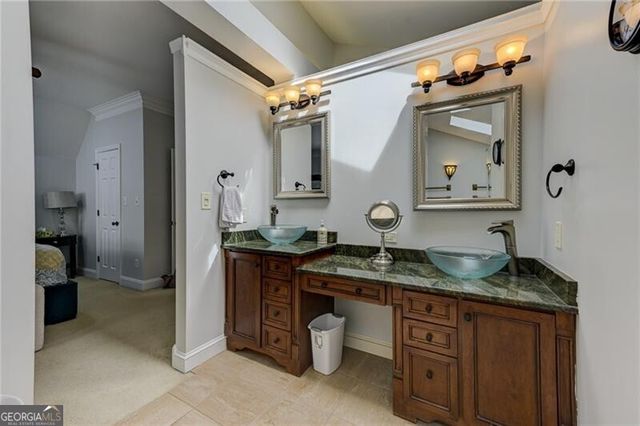 1059 Della Street SE, Marietta, GA 30067