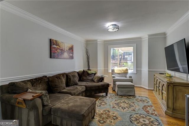 1059 Della Street SE, Marietta, GA 30067