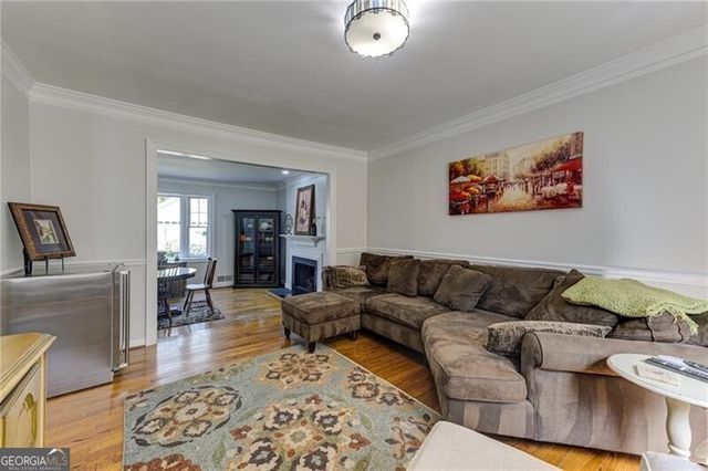 1059 Della Street SE, Marietta, GA 30067