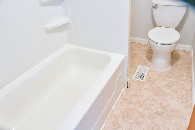 707 Lynn Street, Essexville, MI 48732