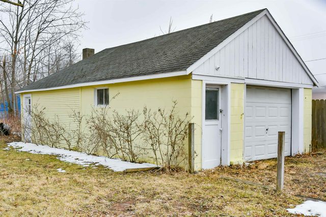 707 Lynn Street, Essexville, MI 48732