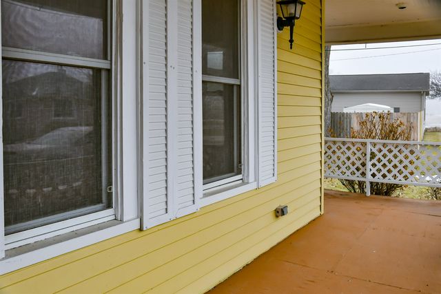 707 Lynn Street, Essexville, MI 48732