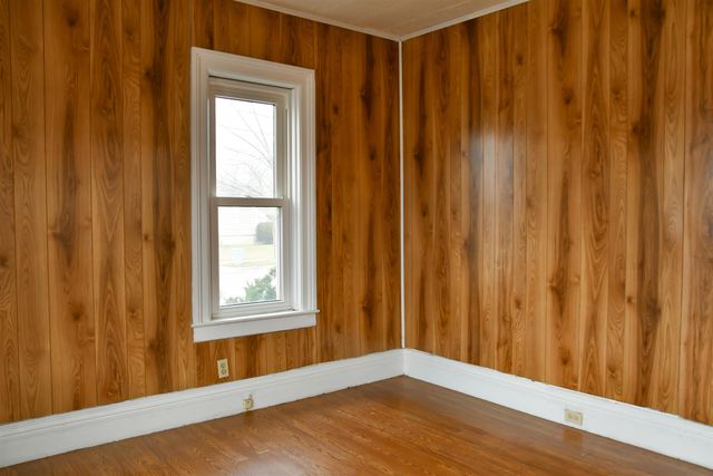 707 Lynn Street, Essexville, MI 48732