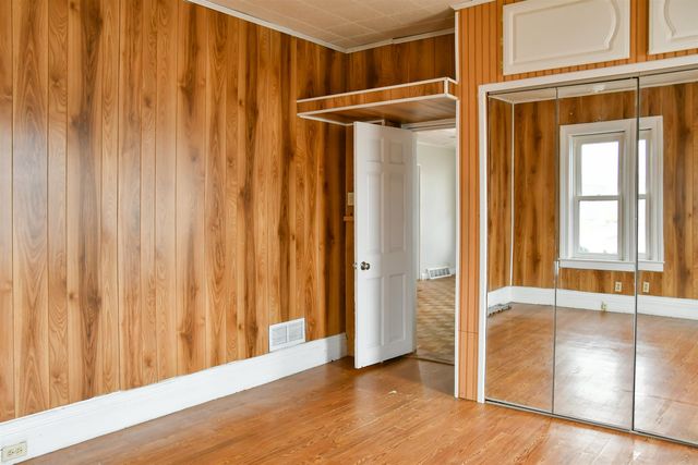 707 Lynn Street, Essexville, MI 48732