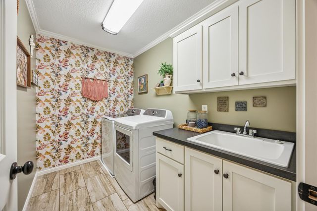 7880 Gunner Drive, Clear Lake, MN 55319