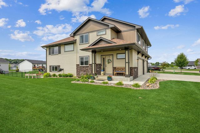 7880 Gunner Drive, Clear Lake, MN 55319