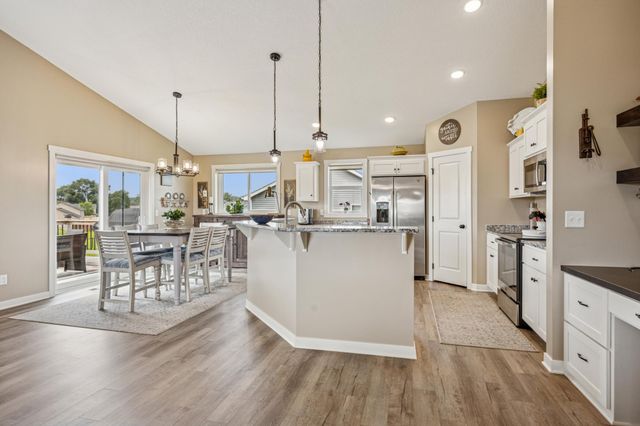 7880 Gunner Drive, Clear Lake, MN 55319