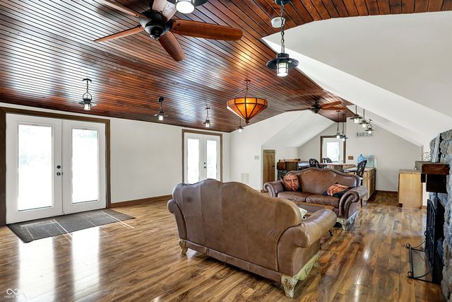 6336 N Carroll Road, Mccordsville, IN 46055