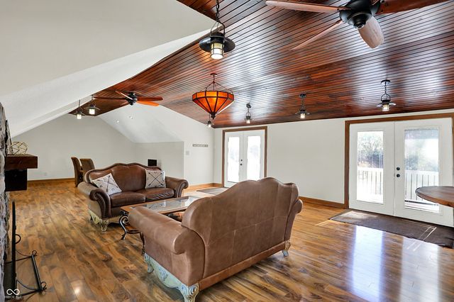 6336 N Carroll Road, Mccordsville, IN 46055