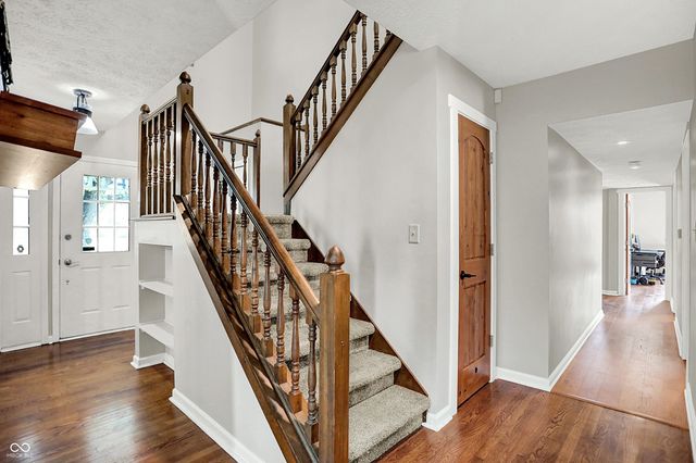 6336 N Carroll Road, Mccordsville, IN 46055