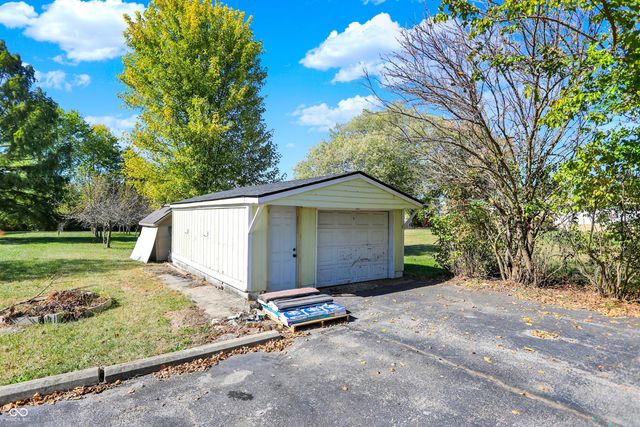 6336 N Carroll Road, Mccordsville, IN 46055