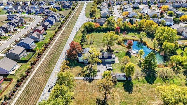 6336 N Carroll Road, Mccordsville, IN 46055