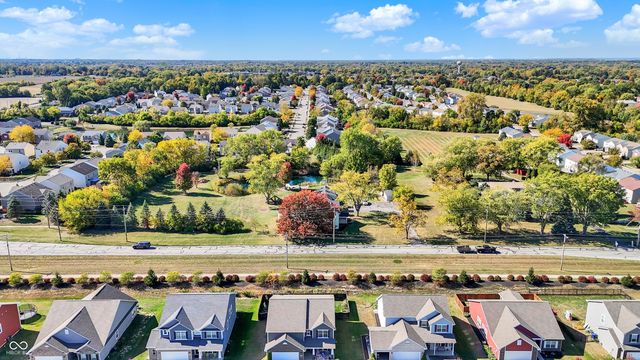 6336 N Carroll Road, Mccordsville, IN 46055