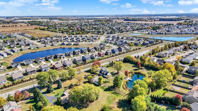 6336 N Carroll Road, Mccordsville, IN 46055