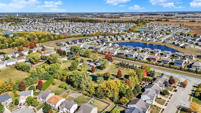 6336 N Carroll Road, Mccordsville, IN 46055