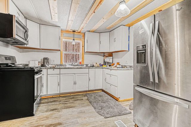 20990 Crane Street, Dowagiac, MI 49047